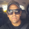 free chat with men with Carlos Requena