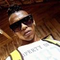 meet single men like Elias