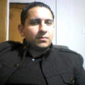 buscar hombres solteros con foto como Manuel Vasquez