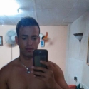 buscar hombres solteros con foto como Ernesto