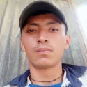meet single men with pictures like Sti Patiño
