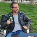 free chat with men with Alf