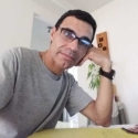 buscar homes solters amb foto com Camilo