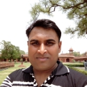 contactos con hombres como Satish Kumar
