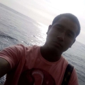 meet single men like Nicolas