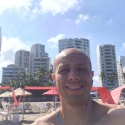 meet single men with pictures like Ricardo