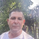 free chat with men with Yoan
