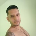 meet people with pictures like Arnoldo