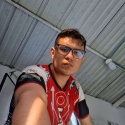 xatejar gratis amb Kewin Niño